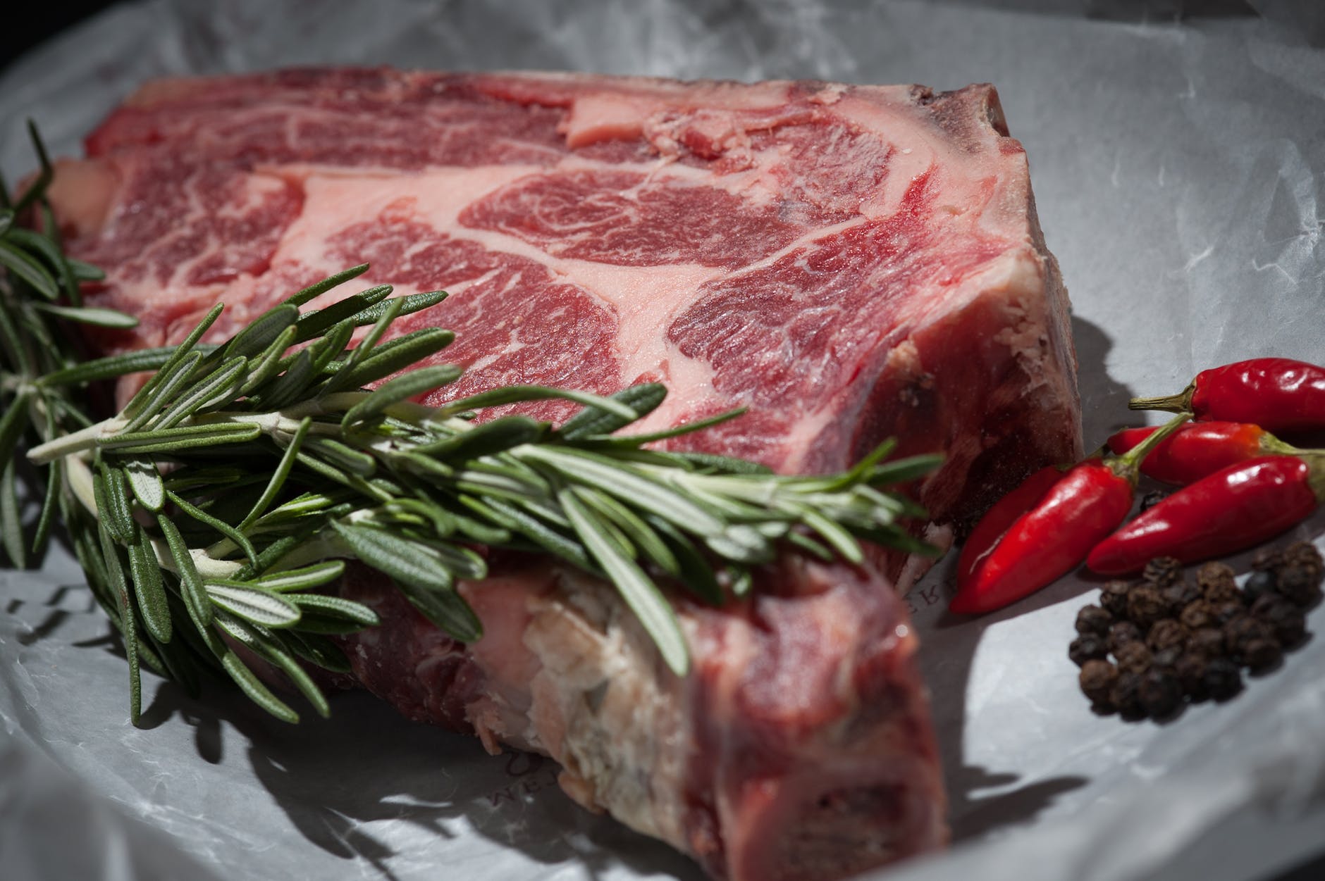 Meat-Only Diet Ensure Healthy Bones